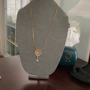Unique vintage necklace and pin